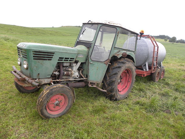 Fiche Tracteurs Deutz D4006